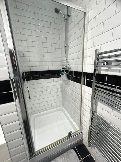 Lovely 5Br Home In Manchester. Close To The City Exterior foto