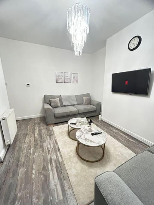 Lovely 5Br Home In Manchester. Close To The City Exterior foto